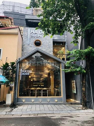 Cực đẹp nhà mặt phố Xuân La, DT 90mx2 tầng, MT: 7m, Kinh doanh sầm uất
