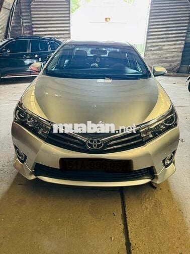 Toyota Corolla Altis 2014 2.0V - 140000 km