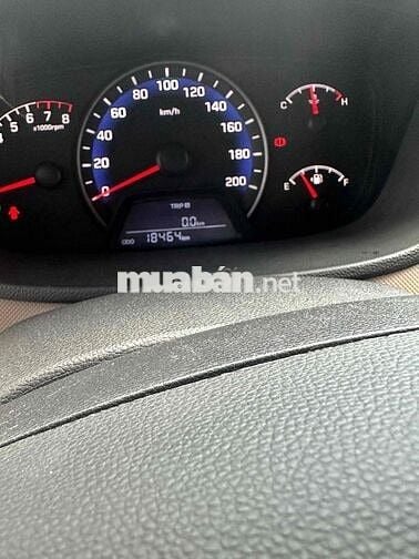 Hyundai Grand i10 2016 Sedan 1.2 MT - 18400 km