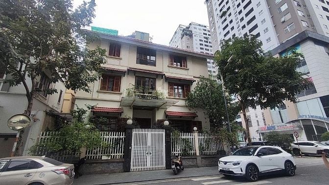 Cho thuê biệt thự Căn góc Hapulico Thanh Xuân: 270m2, 1 hầm, 4 tầng