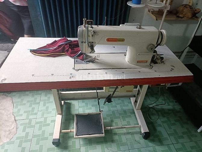 Nghỉ làm may bán thanh lý máy giá rẻ