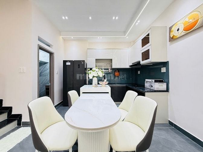 Cần bán nhà giá Rẻ Gò Vấp đúc 2lầu ST nhà mới Đẹp giá Rẻ cho khách