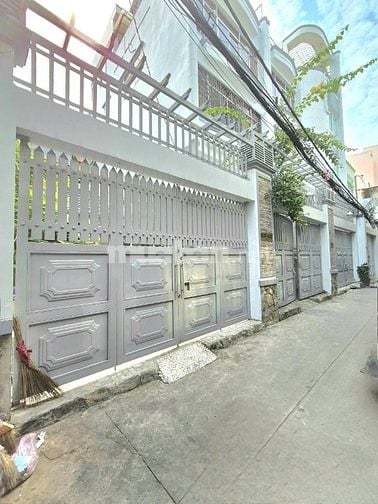Đất hẻm 985// Lạc Long Quân,p11, quận Tân Bình 5x12, 5.9 Tỷ TL