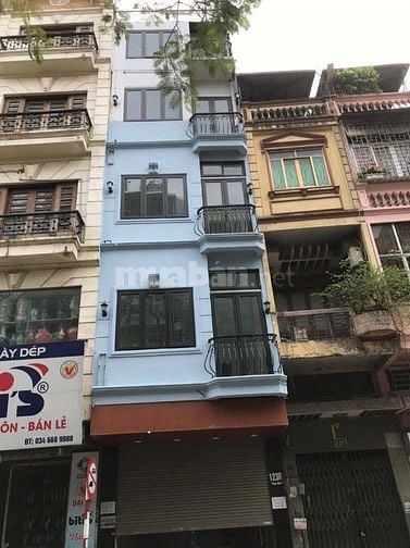 Cho thuê nhà 2 mặt phố, mặt trước 123R Thuỵ Khuê, mặt sau phố Đồng Cổ,