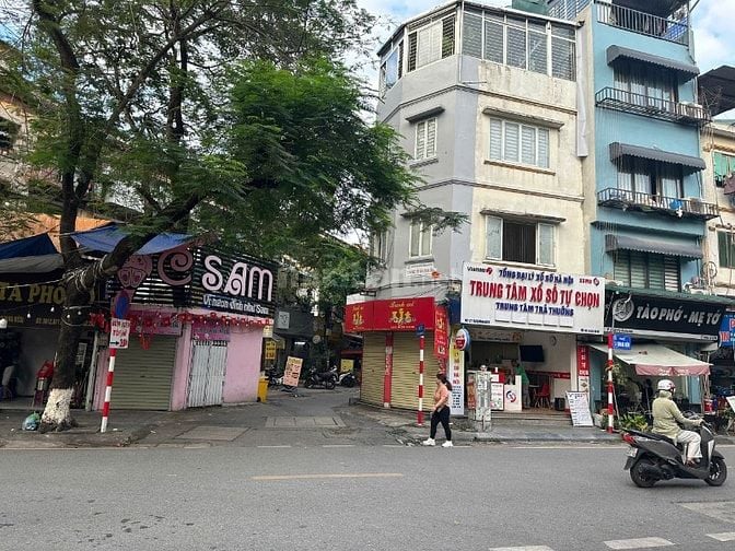 Bán nhà 2 mặt tiền phố Tạ Quang Bửu, Hai Bà Trưng, DT 40m2, 4 tầng tum