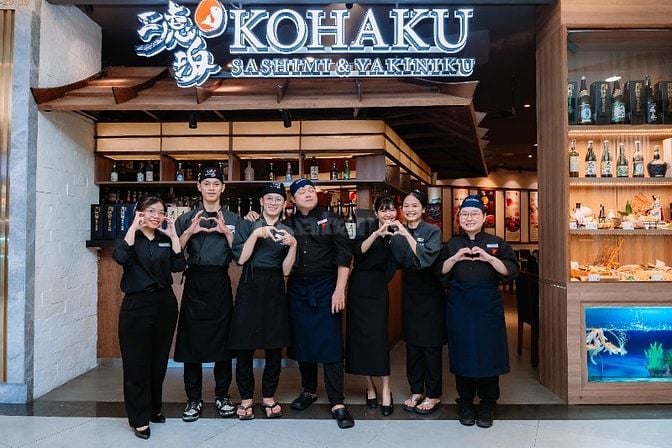 Nhân viên Phục Vụ - Nhà Hàng KOHAKU Sashimi & Yakiniku Quận 1,7,8