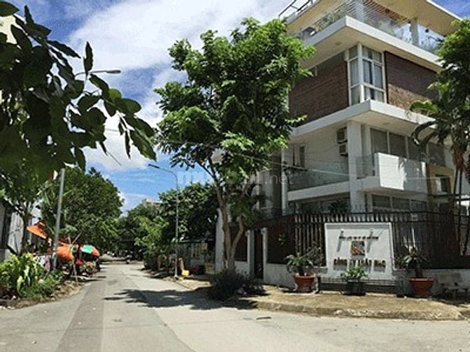 Biệt thự hiếm mặt tiền NGUYỄN AN NINH, P14, Bình Thạnh, 10❌22m, CN 205