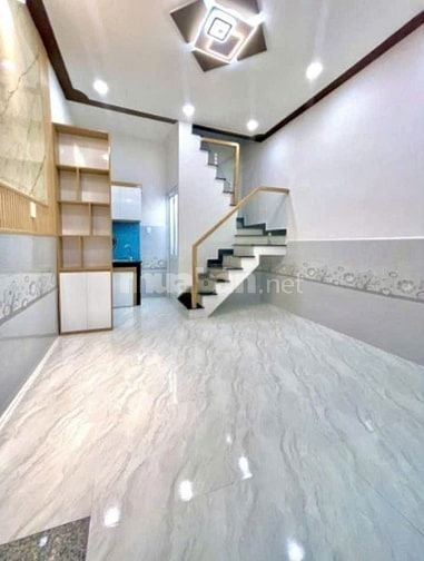 BÁN NHÀ NGAY CHỢ GIÃN DÂN đường HT22, phường Hiệp Thành, quận 12