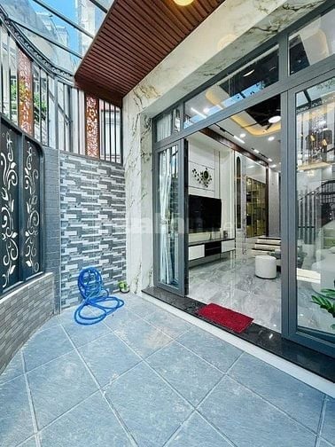 ANH NAM BÁN NHÀ GẤP!Đ.Trương Quốc Dung P10 Phú Nhuận,DT:41,6m2/2,45 Tỷ