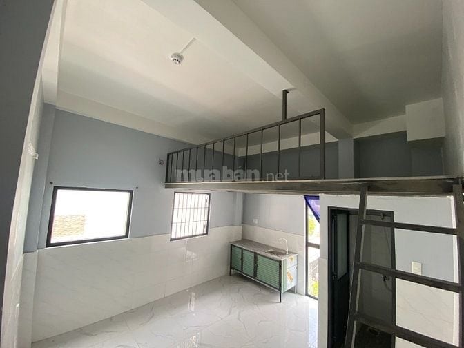 Cho thuê phòng mới xây 35m2 ngay góc 2 mặt tiền cửa sổ, P14, Gò Vấp