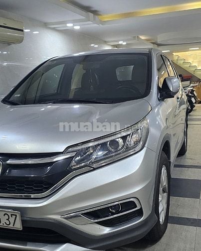 Xe Honda CRV phiên bên AT 2.0, xe xăng, gia đinh sử dụng mới 90%.