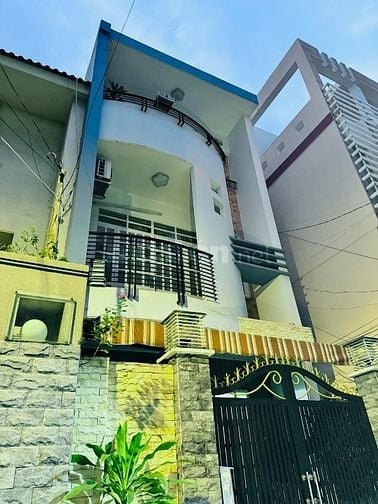 Bán nhà hxh Hoàng Hoa Thám Phú Nhuận 70m2(4.2x16m) 3 tầng 4PN chỉ 9tỷx