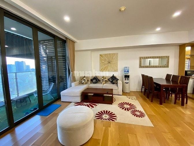 Nhà em cho thuê căn hộ 150m2, 3PN full toà M5 Nguyễn Chí Thanh giá 18t
