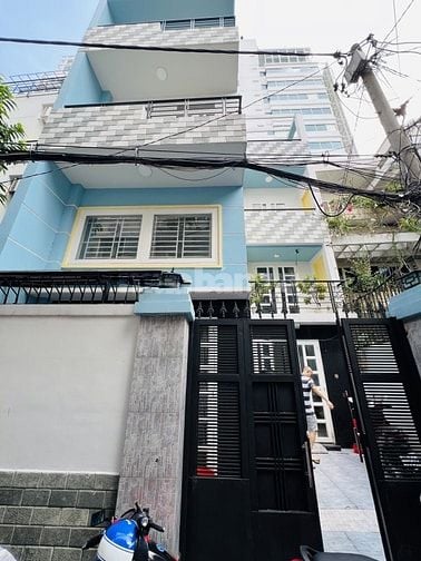 Giảm 2 tỷ, Bán gấp nhà 100m 4 tầng HXH Nguyễn Văn Trỗi, Phú Nhuận