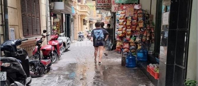 Gần 5 trường đại học và 3 bệnh viện lớn