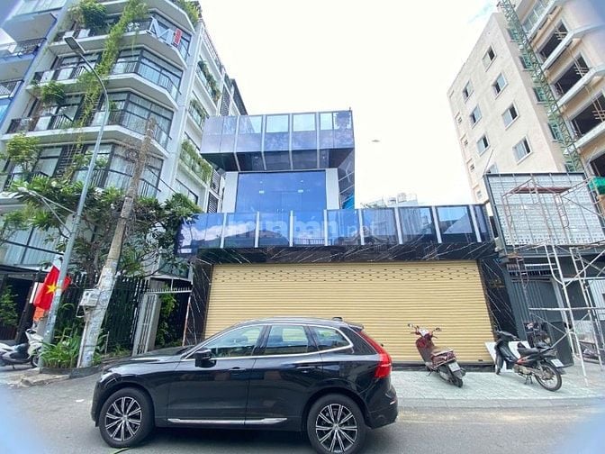 Góc 2 MT Thạch Thị Thanh, DT 9,5×18m, 3 Tầng nhà mới, giá 62 tỷ tl