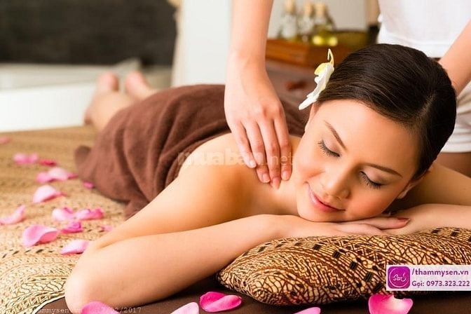 Em nhận massage body cho nữ. Nhiệt tình, vui vẻ, lịch sự, kín đáo.