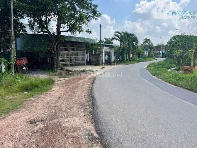 CHÚ BẢY GỬI BÁN LÔ ĐẤT 417M2, GIÁ 790TR,SHR