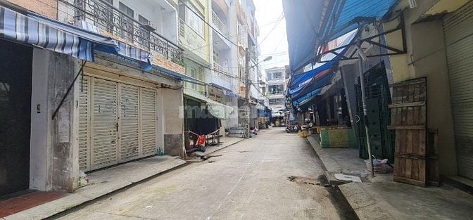 Bán nhà chợ Hoàng Hoa Thám, P.12, Q.Tân Bình (cách nhà ga T3 1.5km )