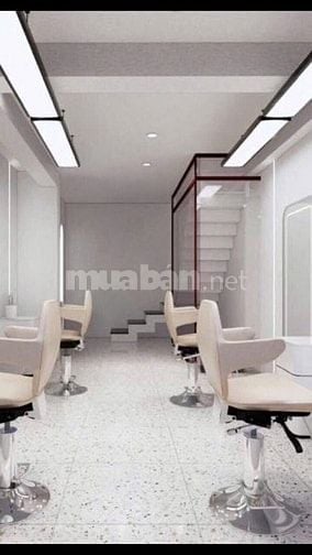Cho thuê nhà mặt tiền Cách Mạng Tháng Tám p11 q3,Giá 14,5tr