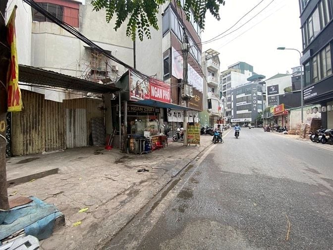 Mảnh đất Mặt phố Phan Kế Bính giá 19 tỷ, 35m2, Hè 6m