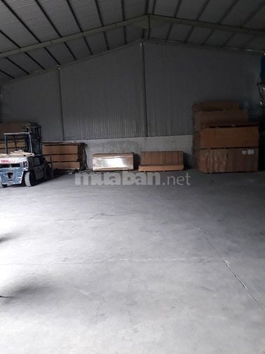 Kho xưởng cho thuê lê thị riêng , thới an , quận 12 , DT: 700m2 