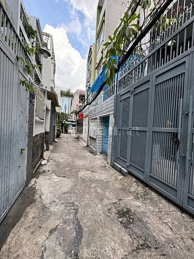 Bán nhà C4, Huỳnh Văn Bánh Phú Nhuận 50m2 (5x10m) 2 tầng 3PN chỉ 6tỷ x