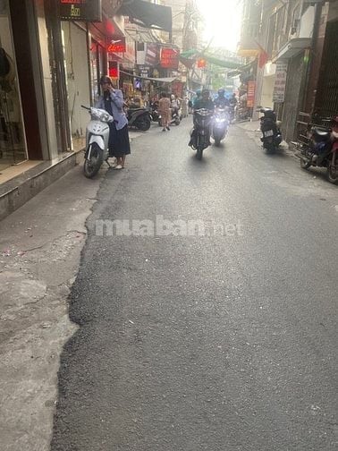 Bán nhà phố Đê Trần Khắc Chân-60m, 1 bước ra phố, phù hợp xây CCMN