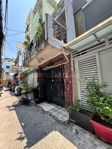 Bán nhà C4 hẻm 3.5m Hoàng Hoa Thám Bình Thạnh ~60m2(4x15m) giá đầu tư 