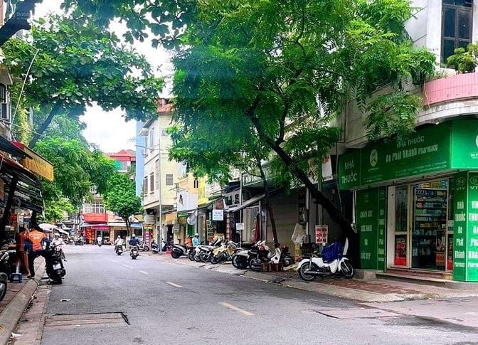 Bán nhà Vương Thừa Vũ 6 Tầng thang máy tiện Kinh Doanh 
