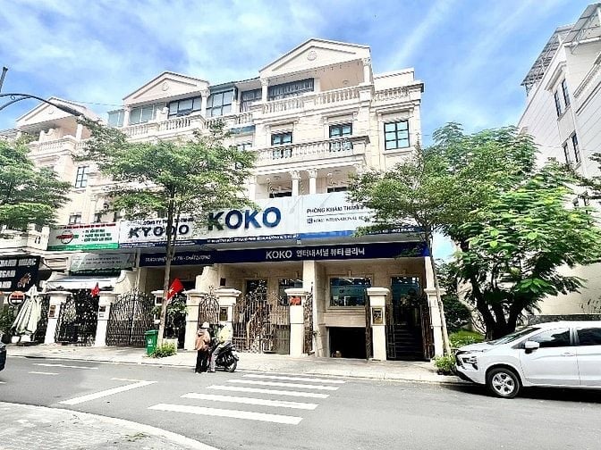 Bán nhanh nhà phố city land park hill đang cho thuê 40tr 1 hầm 4 lầu 