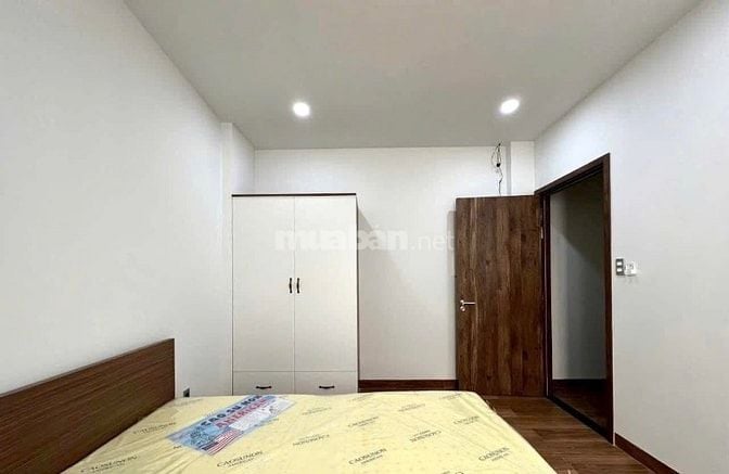 Cho thuê căn hộ Full nội thất hẻm 104 Thành Thái, P12,Q10