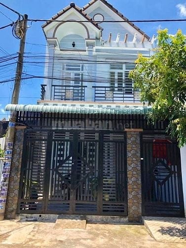 GẤP LẮM RỒI BÁN NHÀ 1 LẦU 125m2 NGAY UBND XÃ TÂN PHÚ TRUNG GIÁ 690 Tri