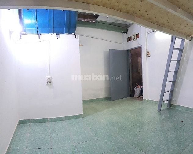 Phòng có gác, wc riêng, giờ tự do, ko chung chủ, gần Emark PhanHuyÍch