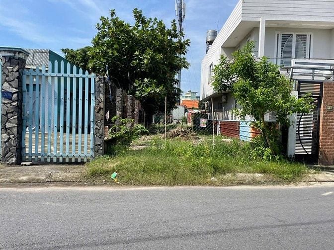 Chủ Gửi Bán Đất lọt khe một sẹt 20 mét cách Mt Đường Nguyễn Thị Nhúng 