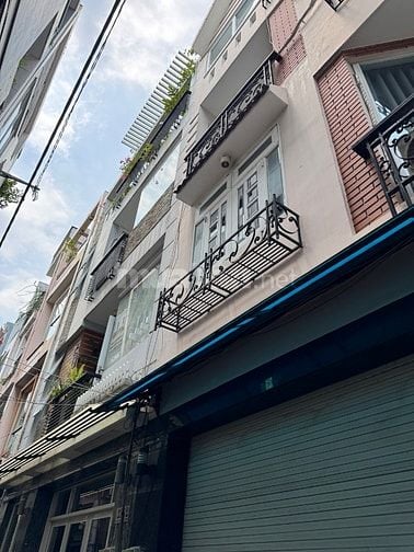 Bán nhà hxh Hoàng Hoa Thám Phú Nhuận 44m2(4.4x10m) 4 tầng 4PN 8tỷ x