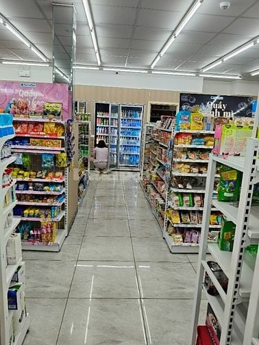 CỬA HÀNG TIỆN LỢI CẦN TUYỂN NHÂN VIÊN 