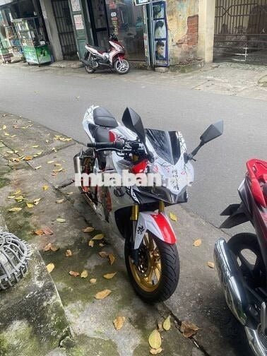 Moto GPX Demon 150GR