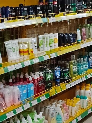 Cửa hàng cần tuyển Nhân viên Nam/Nữ làm việc (không cần kinh nghiệm)