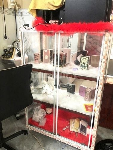 Sang tiệm tóc  hoặc  thanh lý đồ nghề, Liên khu 16-18, Bình Tân