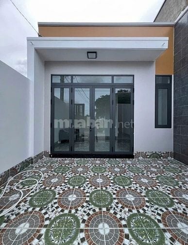 CHỦ NGỘP BÁN GẤP NHÀ ĐẸP TT. HÓC MÔN – GIÁ 880 TRIỆU – SỔ HỒNG RIÊNG