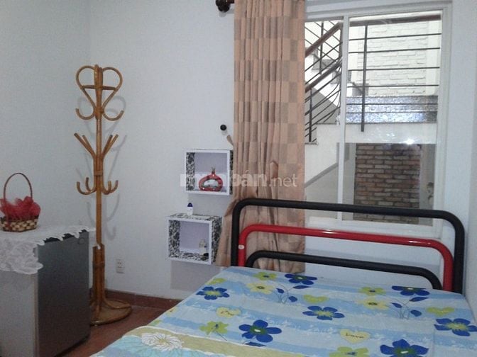 Phòng trung tâm quận 10, thoáng mát .đủ tiện nghi, 3.8tr/th