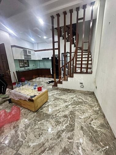 BÁN NHÀ LÔ GÓC PHỐ NGUYỄN SƠN - 31M - 2 MẶT THOÁNG - Ô TÔ NHỎ ĐỖ CỬA