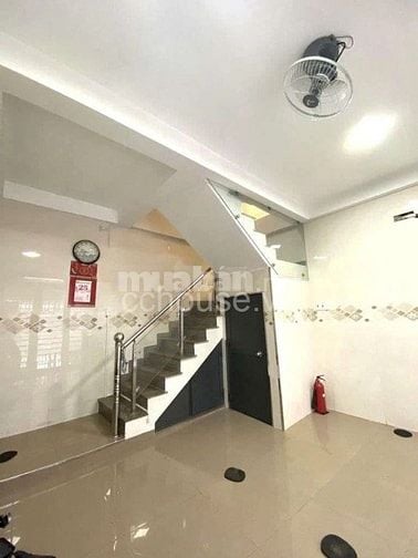 Nhà mặt tiền hẻm 4m Võ Văn Kiệt, Cầu Ông Lãnh, Quận 1 (3.8x26) 17.6tỷ