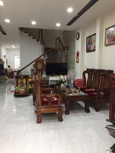 Cho thuê nhà phố nguyên căn FULL nội thất ở KDC 13E Intresco NHƯ HÌNH 