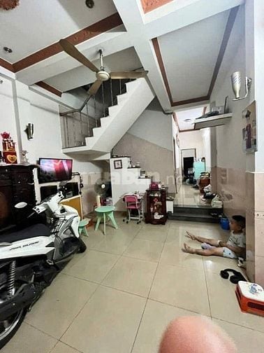 NHÀ GIÁ TÔT- TT HÓC MÔN- 4,4 TỶ- 4X21- 2 TẦNG- HẺM XE HƠI- HÓC MÔN