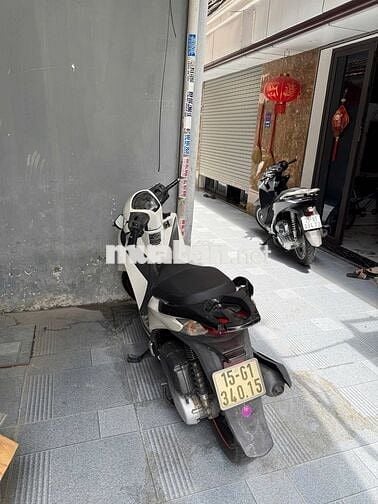 Bán xe sh 125i , đời 2014 ít đi xe đẹp!