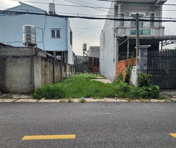 Tân Phú Trung, 132m2 thổ cư, sổ riêng, giá 780 triệu
