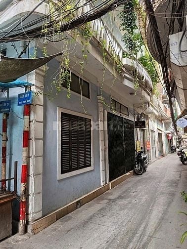 Bán nhà trong ngõ phố Minh Khai, DT 28 m2 x3 tầng, 2 mặt ngõ