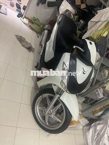 Cần thanh lý gấp Sh 150  xe chưa rớt đầu. 9 chủ. .